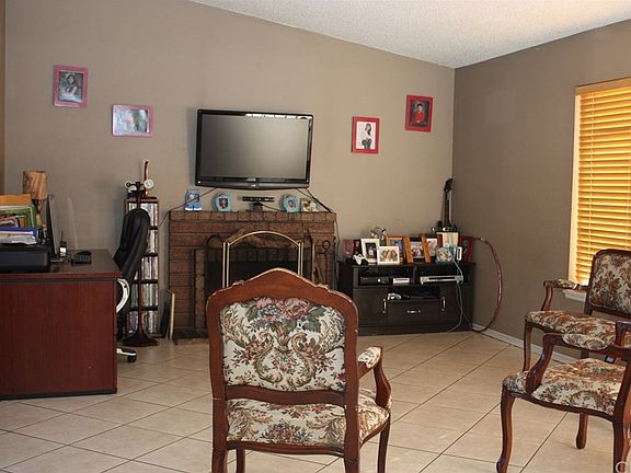 3rd image of 14422 Stuard Dr