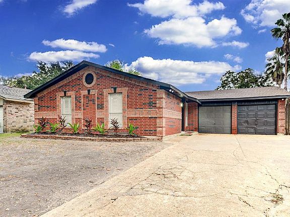 4th image of 2318 Winding Wood Ct