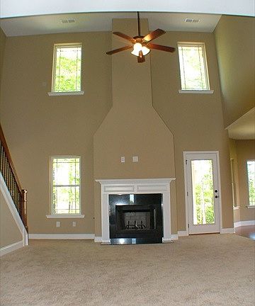 4th image of 421 Shirelle Ln