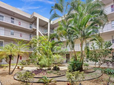 2821 Somerset Dr APT 110, Lauderdale Lakes, FL, 33311