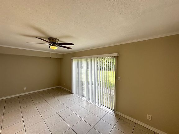 5th image of 7449 Daniel Webster Dr #A-3