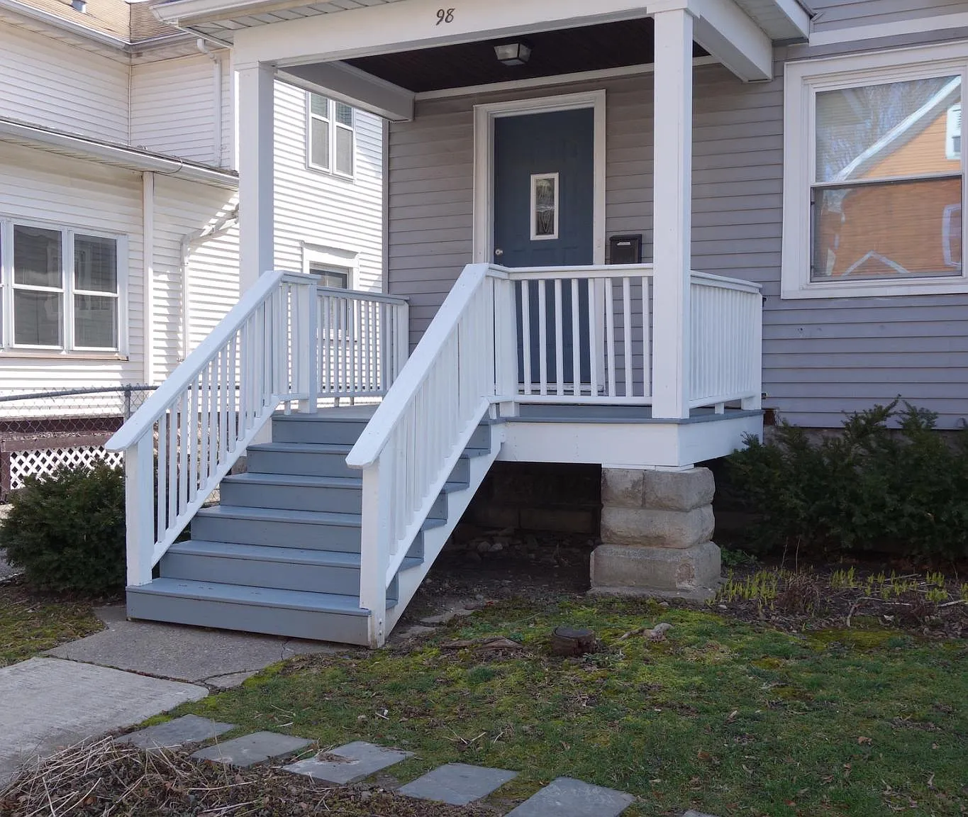 4 bed, 2000 sqft, $2,400 — Photo 2