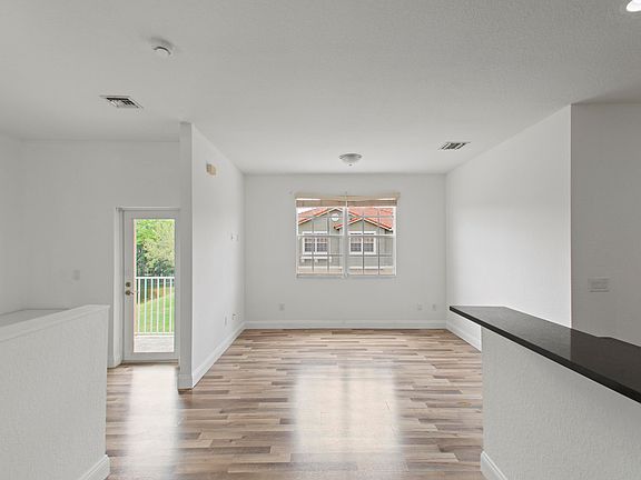 3rd image of 9051 Plymouth Place #20203