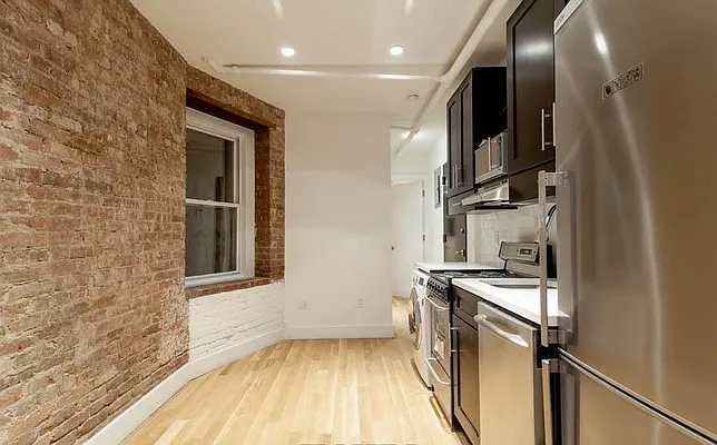 Rented by Compass | media 7