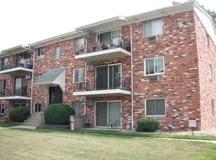 5711 W 128th St #21, Crestwood, IL 60445