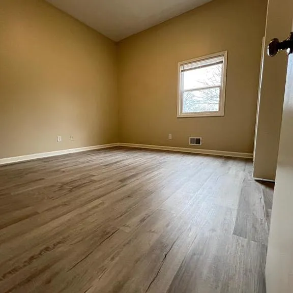 1934 Frankfort Ave #3 — Photo 6
