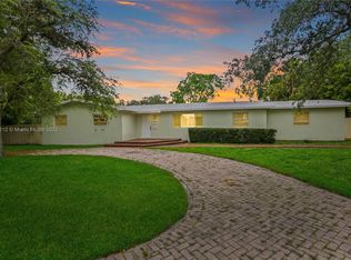 8390 SW 106th St, Miami, FL 33156