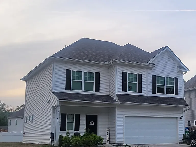 421 Collington Cir — Photo 12