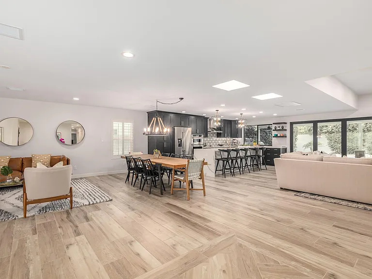 8718 E San Bruno Dr — Photo 9