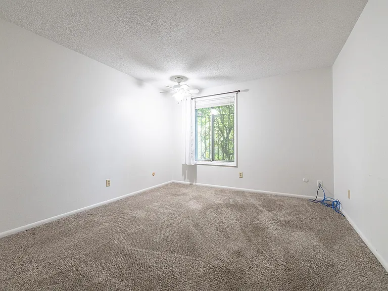 2609 SE 25th Ave — Photo 9