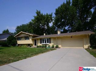 11724 Howard Rd, Omaha, NE 68154