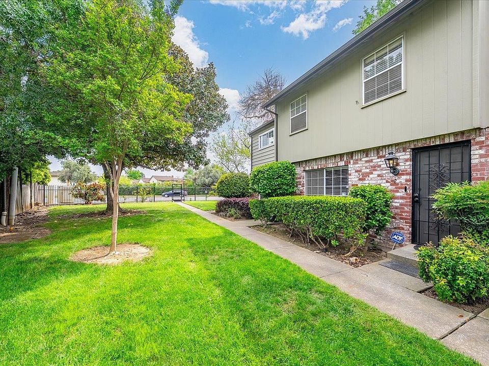 1st image of 10919 Coloma Rd Unit 2