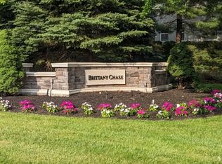 1223 Brittany Dr, Wayne, NJ 07470