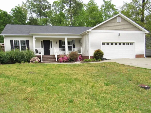 1207 E Middleton Dr, Creedmoor, NC 27522