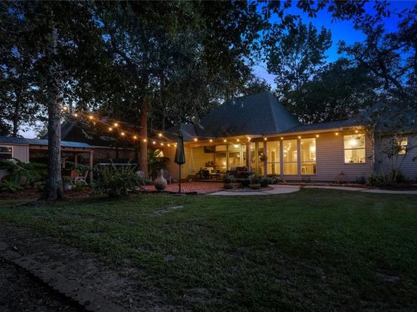 663 Maple St, Mandeville, LA 70448
