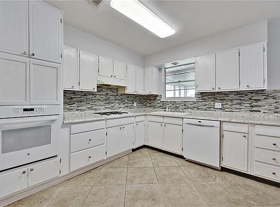 5th image of 1017 Marvin Ct