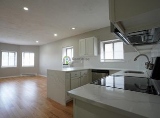 1202 Commonwealth Ave #18, Allston, MA 02134