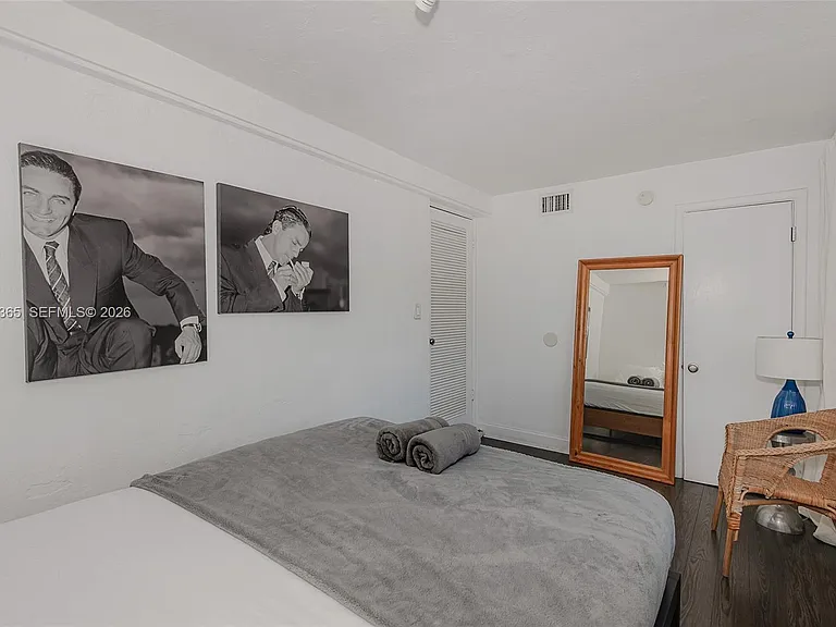 1005 9th St #2 — Photo 14