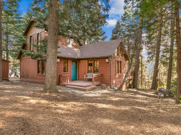 27949 Squirrel Ln, Lake Arrowhead, CA 92352