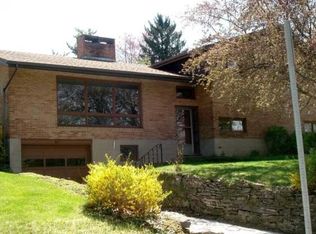 611 Glenn Rd, State College, PA 16803