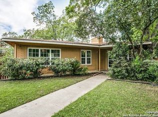 211 E Nottingham Dr, San Antonio, TX 78209