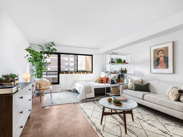 200 East 87th Street image 1 of 13