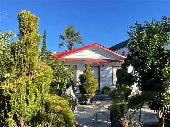 15715 Marlin Pl, Van Nuys, CA 91406