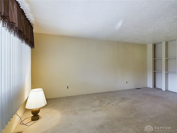 4th image of 3533 N Creek Dr