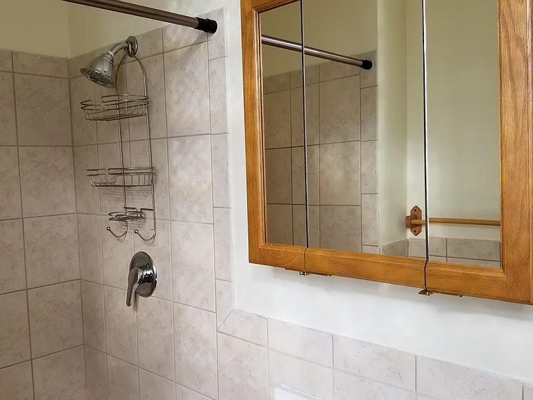 1343 W Grand Ave #2 — Photo 6
