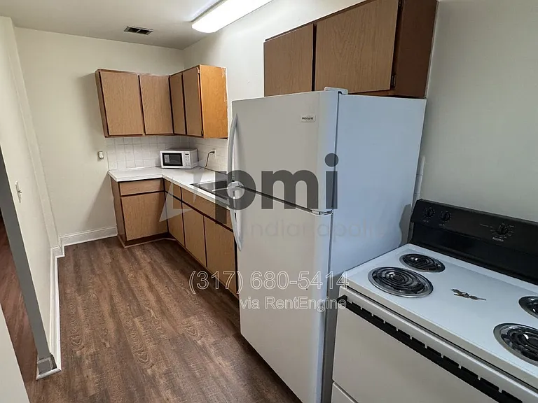 2323 Newton St #20 — Photo 4