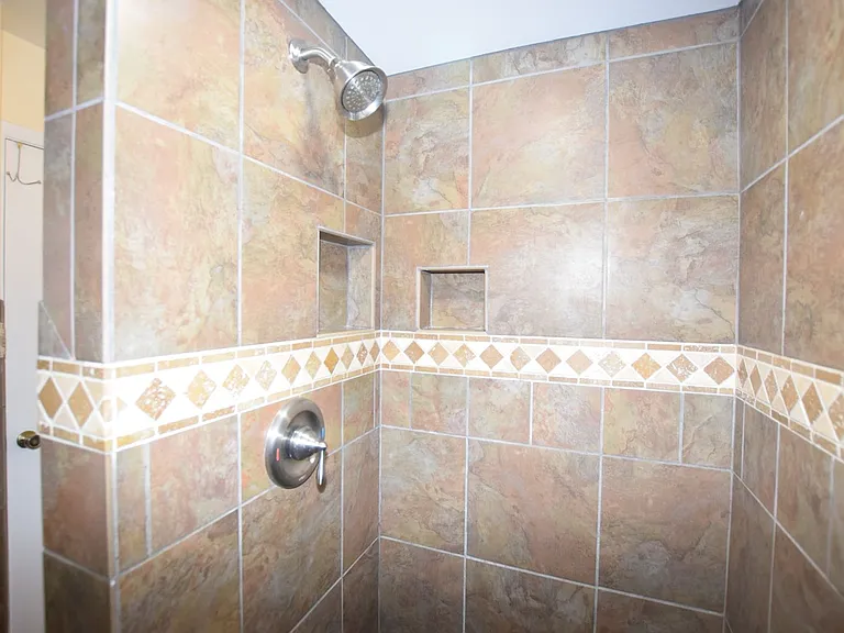 7748 Indian Ridge Trl S — Photo 23