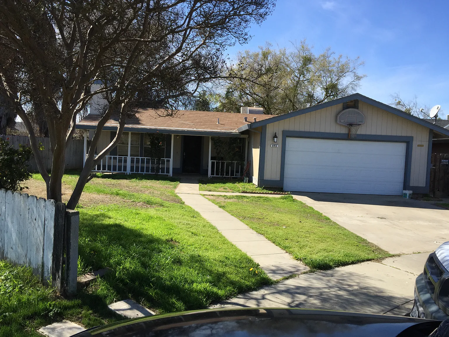 692 Mirandy Ct photo 1