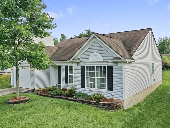 2nd image of 1425 Chimney Rock Ct