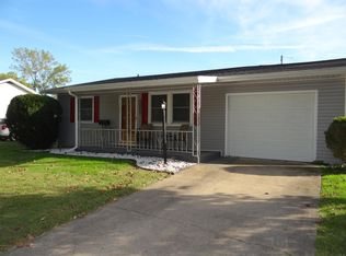 1134 W Brook St, Mitchell, IN 47446