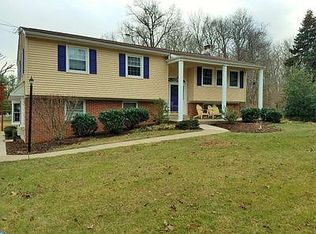 35 Stoopville Rd, Newtown, PA 18940