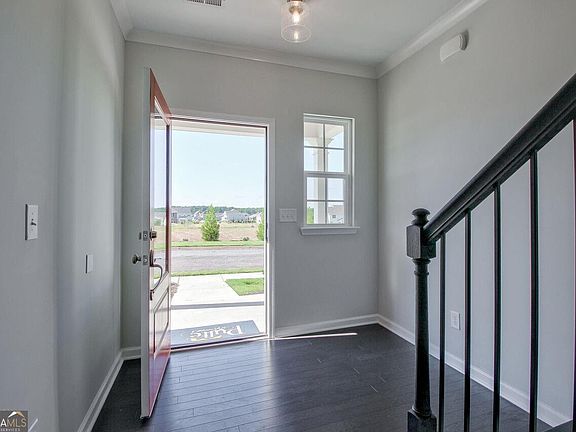 4th image of 58 Bartlett Way