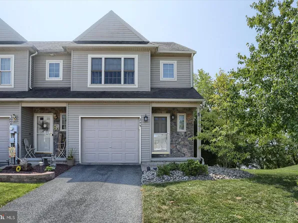 295 Cedar Holw, Manheim, PA 17545