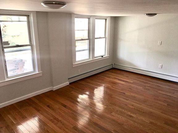 5th image of 230 Kingston Ave Floor 1