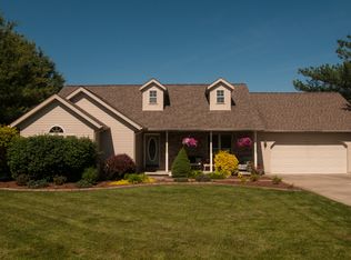 3009 Hickory Ridge Dr, Herrin, IL 62948