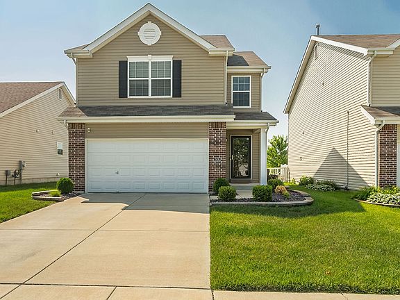 2nd image of 3436 Charlestowne Crossing Dr