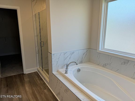 4th image of 1816 Silver Chapel Dr