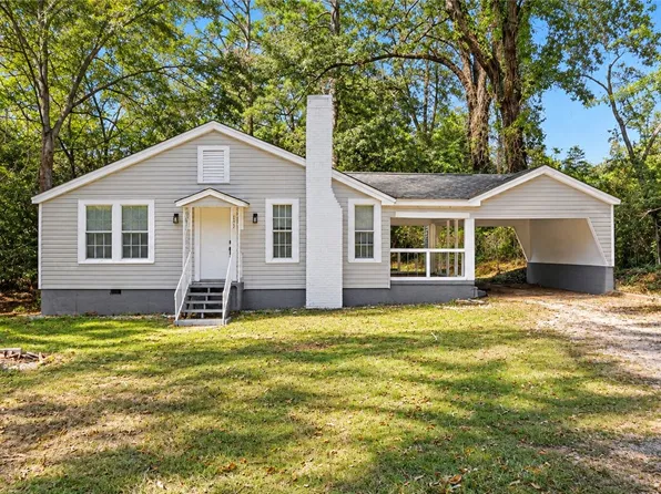 137 Woodland Ave, Valley, AL 36854