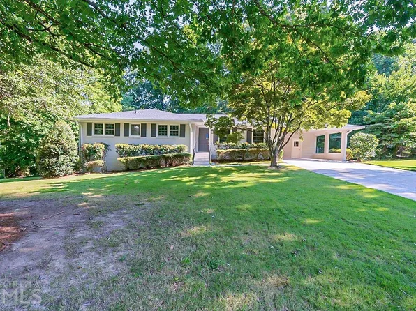 2323 Brenda Ln, Lithia Springs, GA 30122