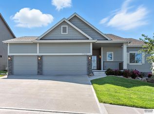 17849 Tibbles St, Omaha, NE 68116