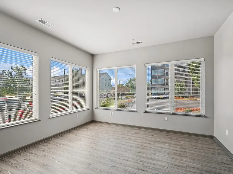 Arrive Brentwood I & II — Photo 10