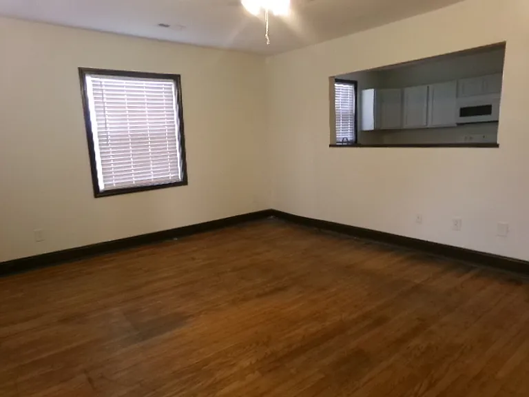 625 Greenwood Ave — Photo 2