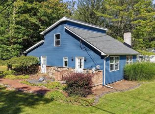 14 Twin Lake Rd, Albrightsville, PA 18210
