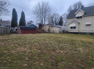 1610 Crestline Ave, Cleveland, OH