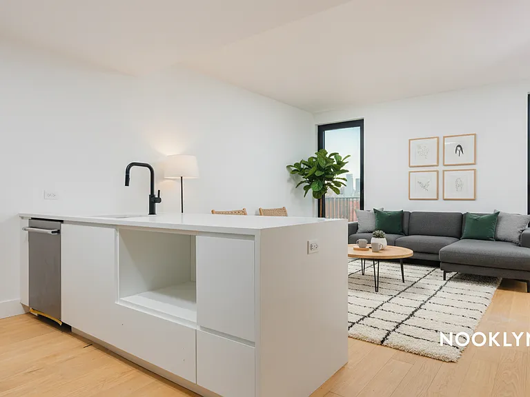 224 W 124th St #205 — Photo 4