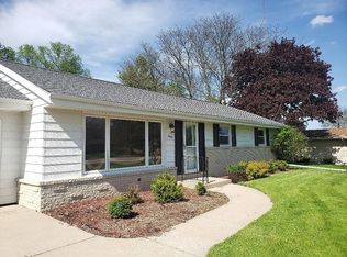 12950 W Allerton Ave, New Berlin, WI 53151